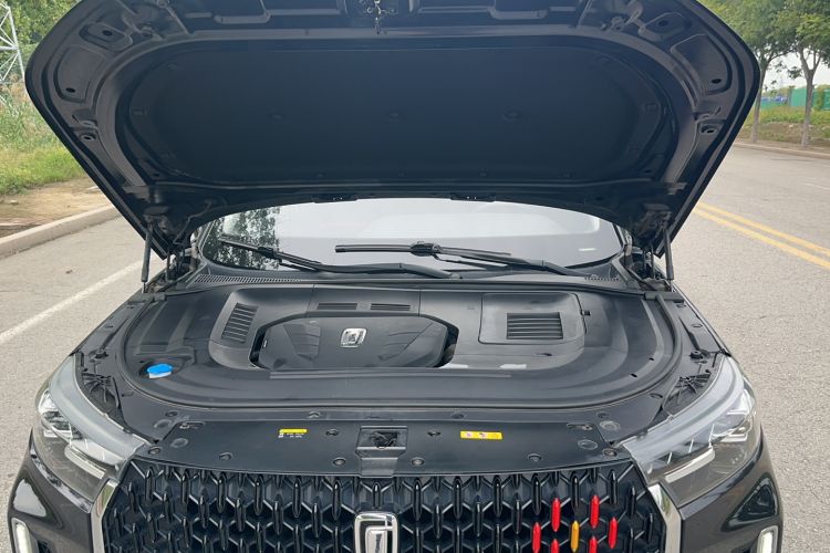 Used Bestune T99 2020 20TD Automatic Sport Premium Edition Engine Bay