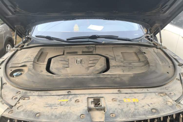Used Bestune T99 2020 20TD Automatic Premium Edition Engine Bay