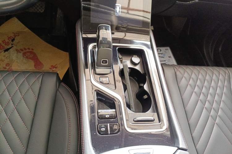 Used Bestune T99 2020 20TD Automatic Premium Edition Gear Lever