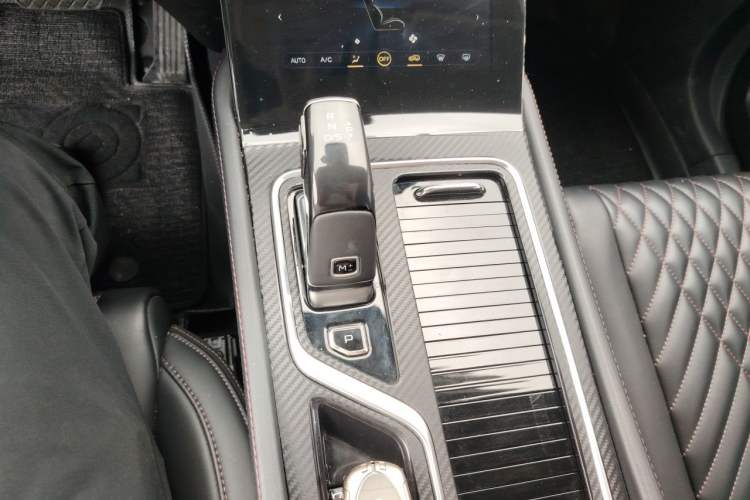Used Bestune T99 2020 20TD Automatic Premium Edition Gear Lever