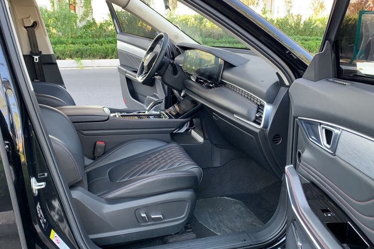 Used Bestune T99 2020 20TD Automatic Premium Edition Interior 5