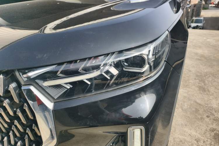 Used Bestune T99 2020 20TD Automatic Luxury Edition Left Front Headlight
