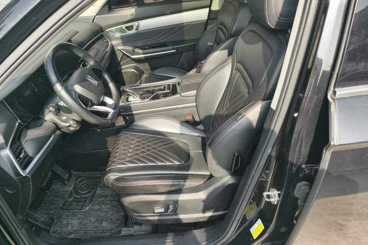 Used Bestune T99 2020 20TD Automatic Luxury Edition Left Front Seat