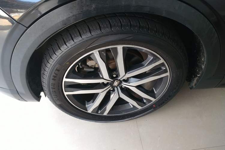Used Bestune T99 2020 20TD Automatic Premium Edition Left Front Wheel Hub
