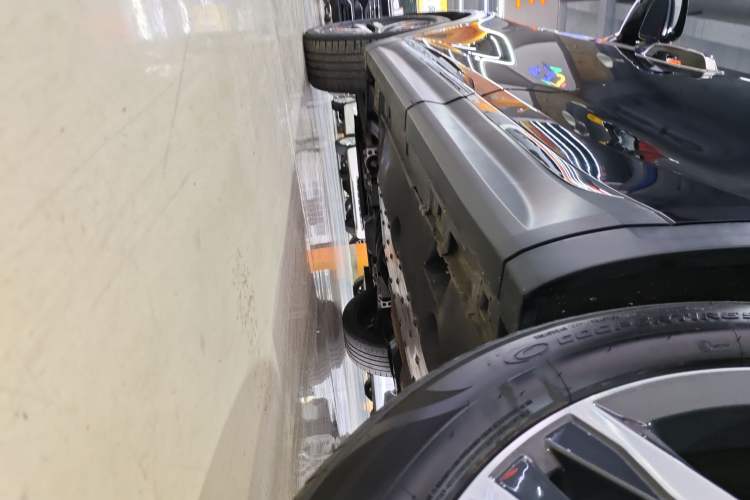 Used Bestune T99 2020 20TD Automatic Premium Edition Left Side Sill