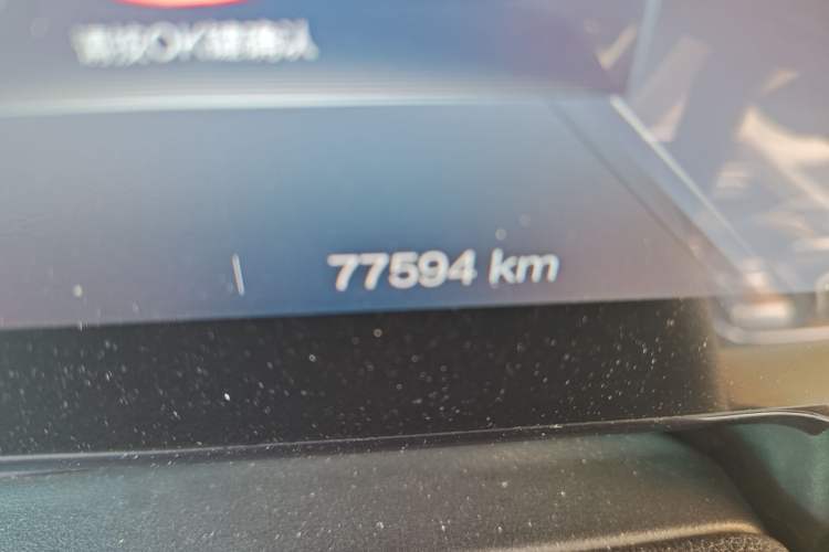 Used Bestune T99 2020 20TD Automatic Sport Premium Edition Odometer Close Up