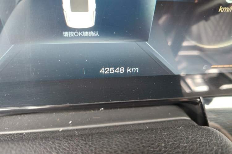 Used Bestune T99 2020 20TD Automatic Premium Edition Odometer Close Up