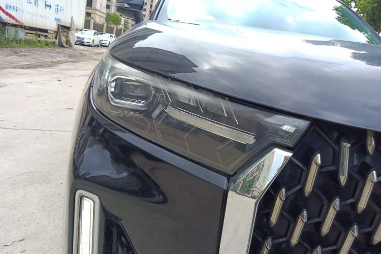 Used Bestune T99 2020 20TD Automatic Sport Premium Edition Right Front Headlight