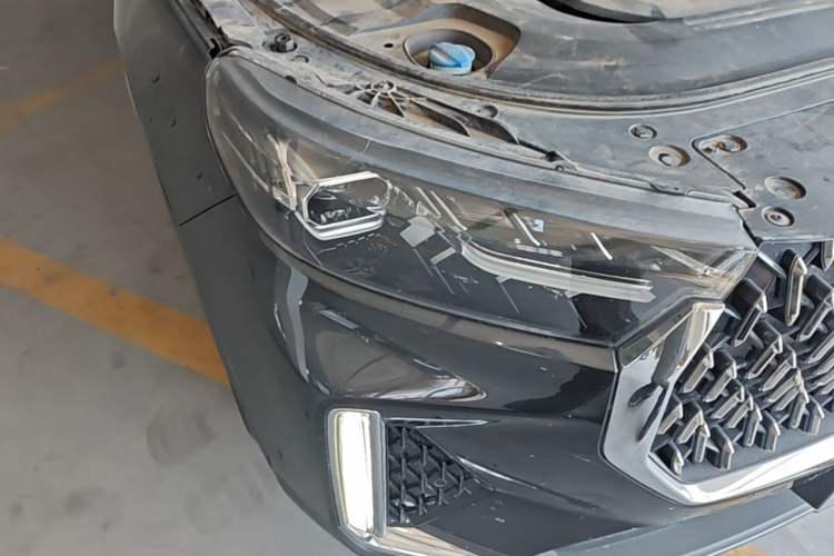 Used Bestune T99 2020 20TD Automatic Prestige Edition Right Front Headlight