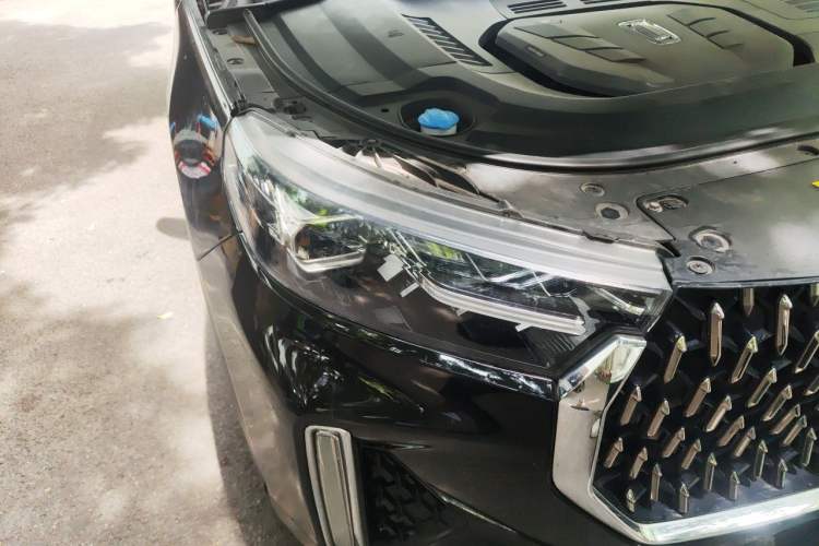 Used Bestune T99 2020 20TD Automatic Premium Edition Right Front Headlight