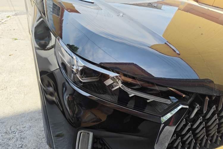 Used Bestune T99 2020 20TD Automatic Premium Edition Right Front Headlight