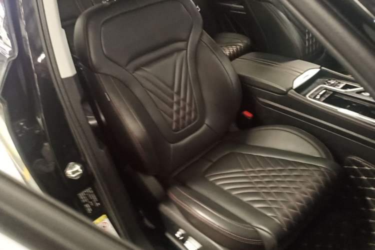 Used Bestune T99 2020 20TD Automatic Luxury Edition Right Front Seat