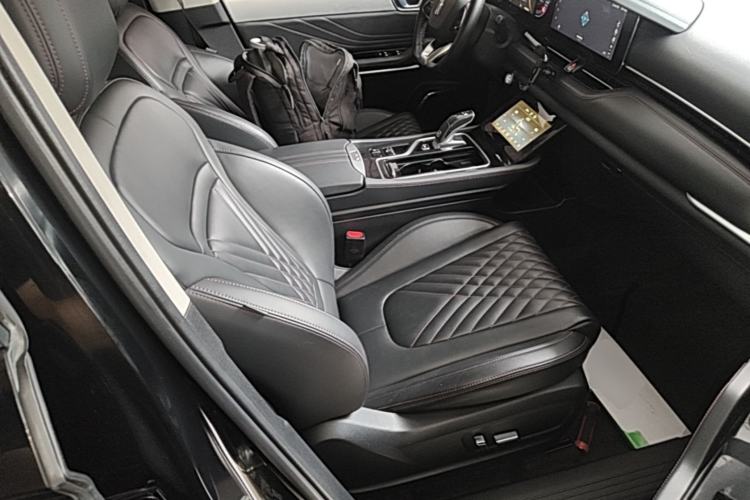 Used Bestune T99 2020 20TD Automatic Luxury Edition Right Front Seat