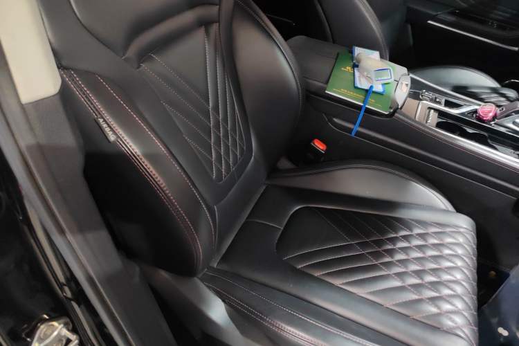 Used Bestune T99 2020 20TD Automatic Luxury Edition Right Front Seat