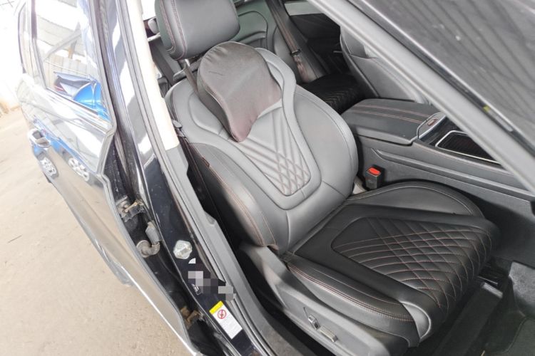 Used Bestune T99 2020 20TD Automatic Premium Edition Right Front Seat