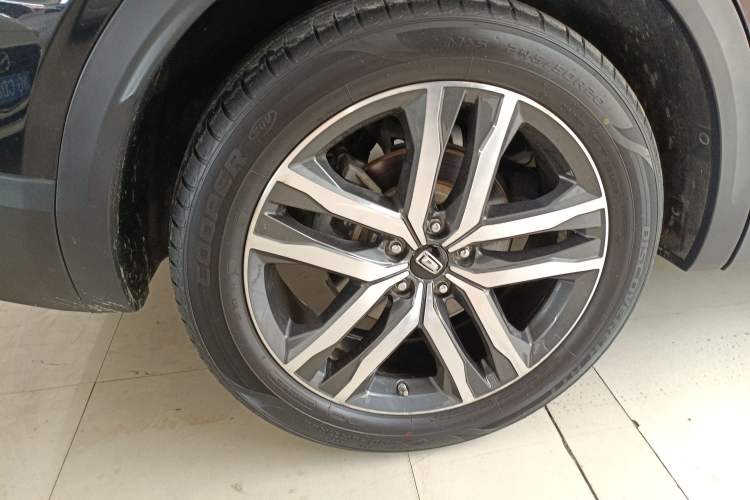 Used Bestune T99 2020 20TD Automatic Premium Edition Right Rear Wheel Hub