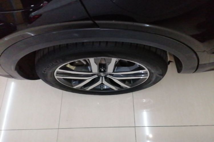 Used Bestune T99 2020 20TD Automatic Premium Edition Right Rear Wheel Hub