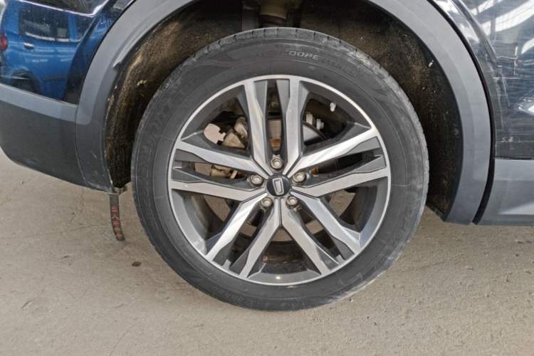 Used Bestune T99 2020 20TD Automatic Premium Edition Right Rear Wheel Hub