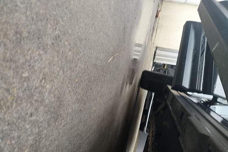 Used Bestune T99 2020 20TD Automatic Premium Edition Right Side Sill