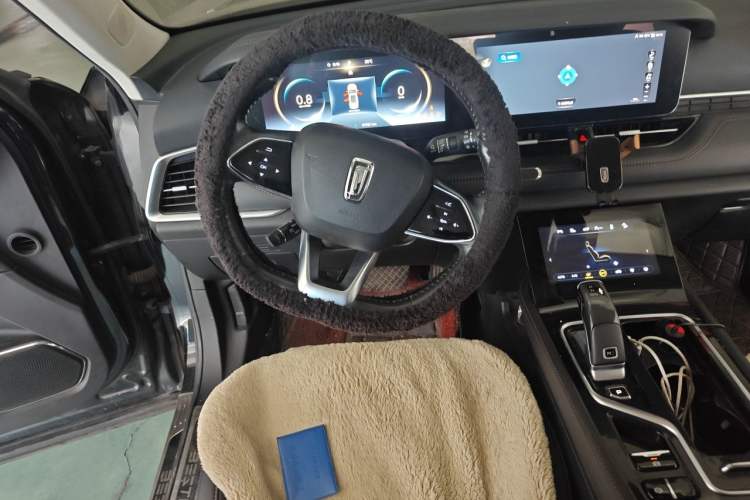 Used Bestune T99 2020 20TD Automatic Premium Edition Steering Wheel