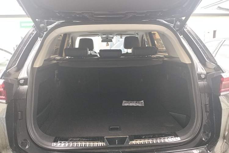 Used Bestune T99 2020 20TD Automatic Premium Edition Trunk