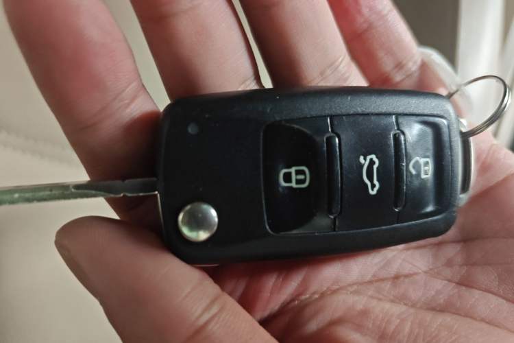 Used Bestune T99 2020 20TD Automatic Premium Edition Vehicle Key