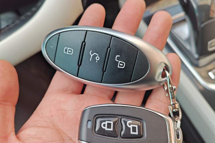 Used Bestune T99 2020 20TD Automatic Sport Premium Edition Vehicle Key