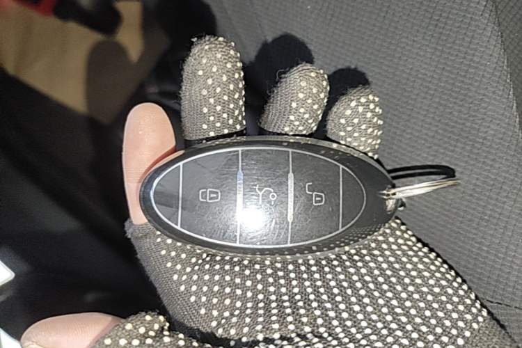 Used Bestune T99 2020 20TD Automatic Luxury Edition Vehicle Key