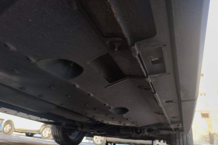 Used Bestune T99 2020 20TD Automatic Flagship Model Chassis Rear Right