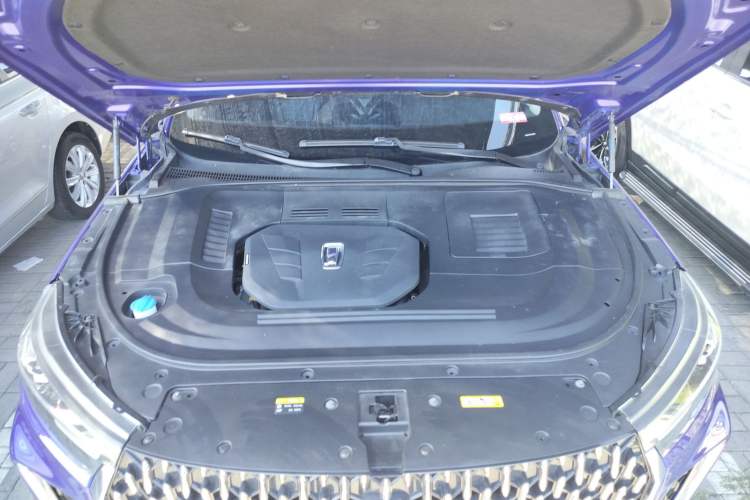 Used Bestune T99 2020 20TD Automatic Flagship Model Engine Bay