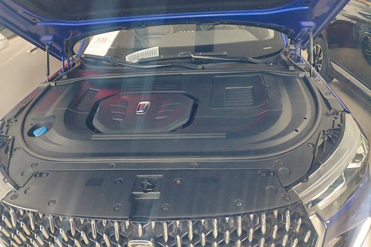 Used Bestune T99 2020 20TD Automatic Premium Edition Engine Bay