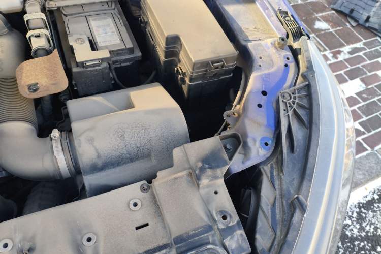 Used Bestune T99 2020 20TD Automatic Flagship Model Engine Bay Left