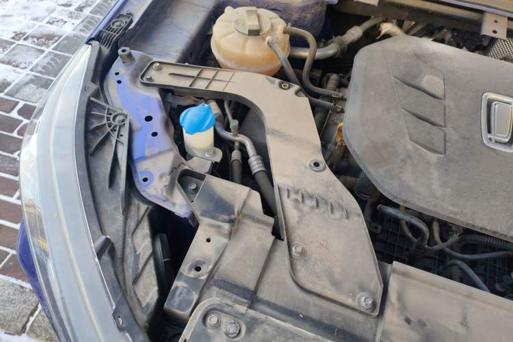 Used Bestune T99 2020 20TD Automatic Flagship Model Engine Bay Right