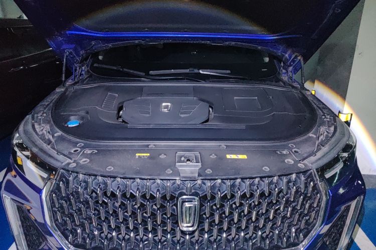 Used Bestune T99 2020 20TD Automatic Premium Edition Engine Bay
