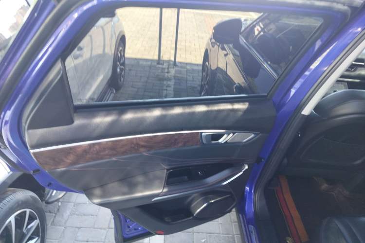 Used Bestune T99 2020 20TD Automatic Flagship Model Interior 8