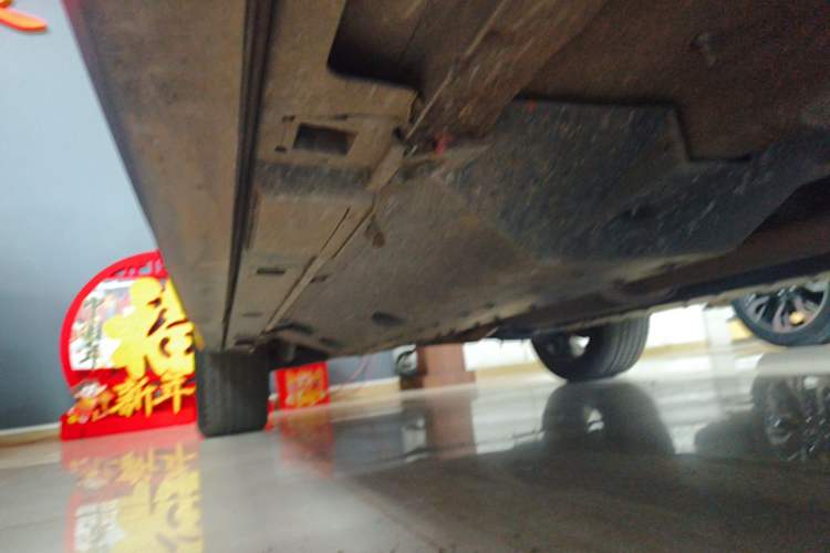 Used Bestune T99 2020 20TD Automatic Premium Edition Right Side Sill