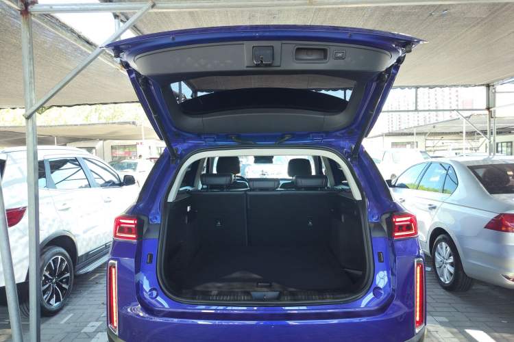 Used Bestune T99 2020 20TD Automatic Flagship Model Trunk