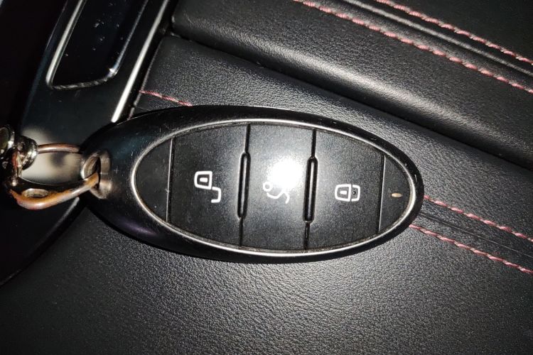Used Bestune T99 2020 20TD Automatic Premium Edition Vehicle Key