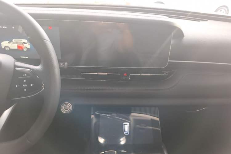 Used Bestune T99 2020 20TD Automatic Premium Edition Audio And AC Panel