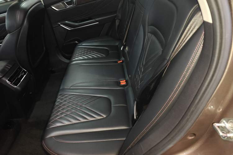 Used Bestune T99 2020 20TD Automatic Prestige Edition Interior 1