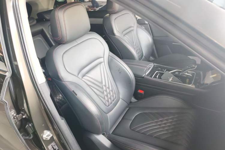 Used Bestune T99 2020 20TD Automatic Premium Edition Right Front Seat