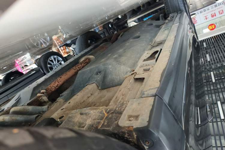 Used Bestune T99 2020 20TD Automatic Premium Edition Right Side Sill