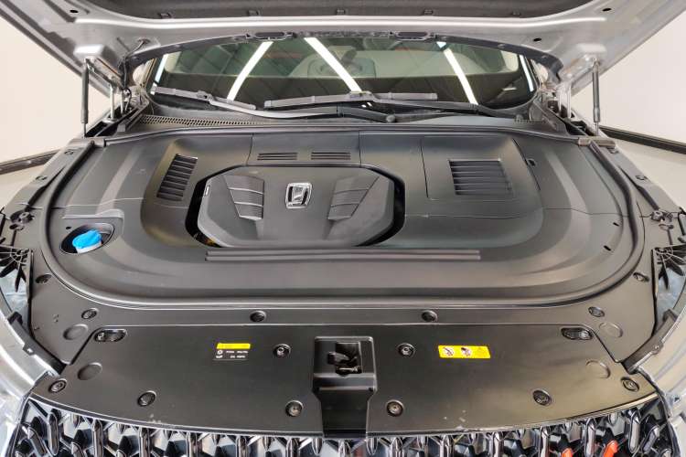 Used Bestune T99 2020 20TD Automatic Sport Prestige Edition Engine Bay