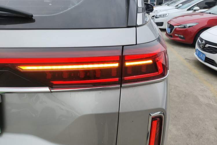 Used Bestune T99 2020 20TD Automatic Premium Edition Right Rear Taillight