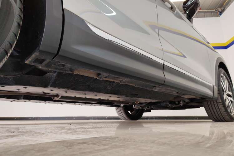 Used Bestune T99 2020 20TD Automatic Sport Prestige Edition Right Side Sill