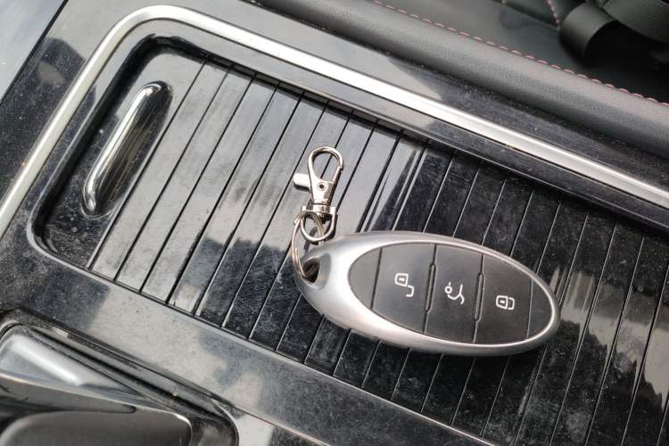 Used Bestune T99 2020 20TD Automatic Premium Edition Vehicle Key