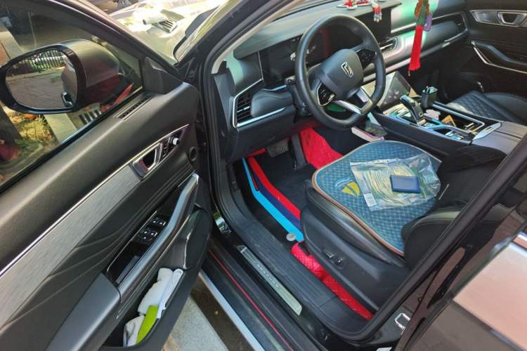 Used Bestune T99 2020 20TD Automatic Premium Edition Driver Seat