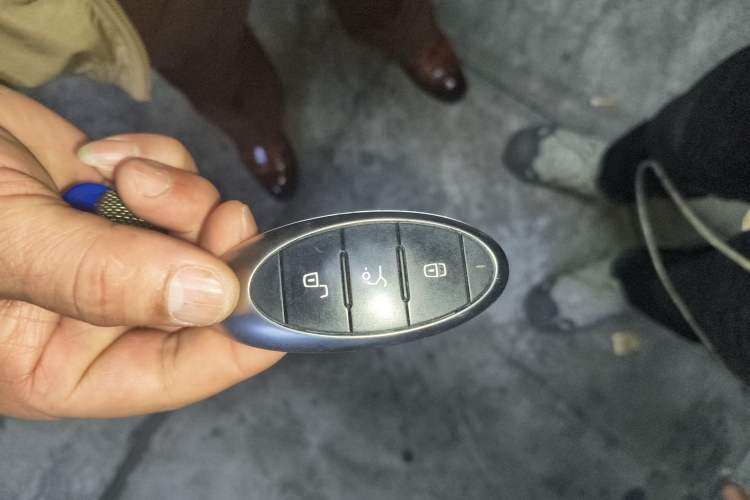 Used Bestune T99 2020 20TD Automatic Sport Premium Edition Vehicle Key