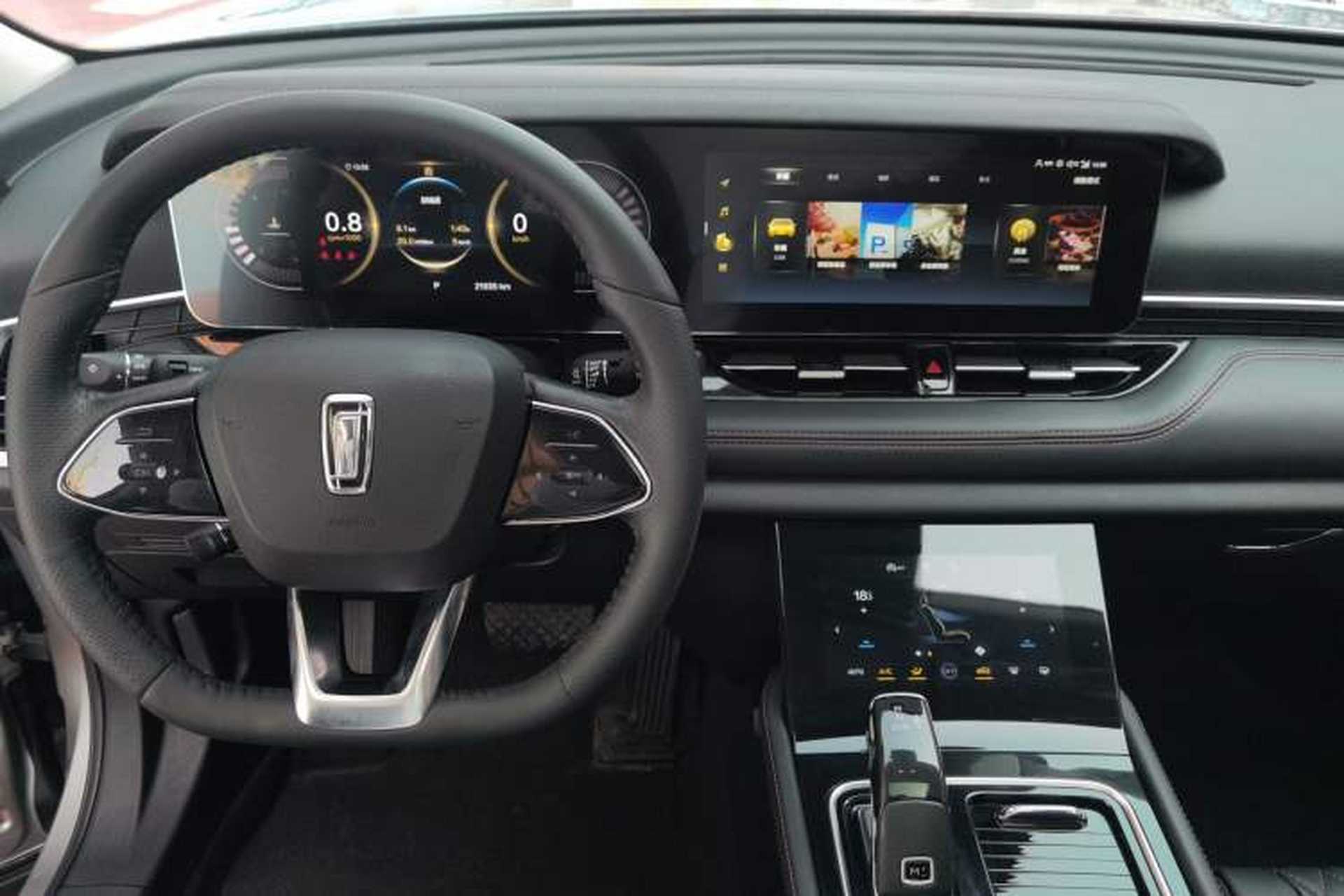 Used Bestune T99 2020 20TD Automatic Luxury Edition Center Console