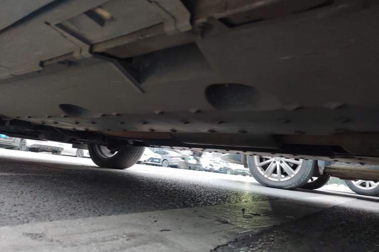 Used Bestune T99 2020 20TD Automatic Premium Edition Chassis Rear Left